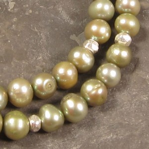 Green Pearls Bracelet