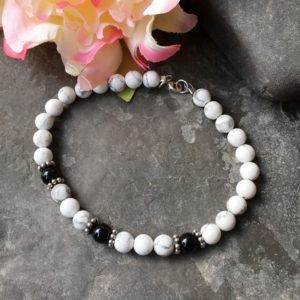 Howlite Bracelet